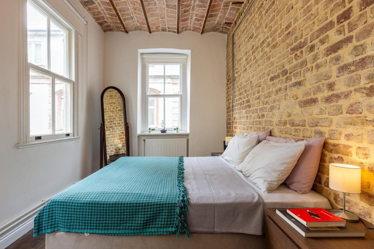 Renovated Apartment At The Heart Of Istanbul With Huge Terrace Zewnętrze zdjęcie