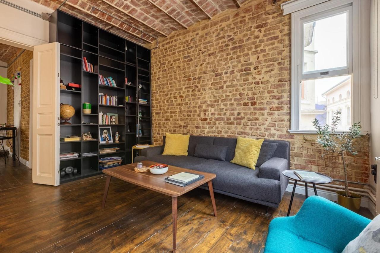 Renovated Apartment At The Heart Of Istanbul With Huge Terrace Zewnętrze zdjęcie